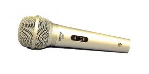 Drátový mikrofon C 607